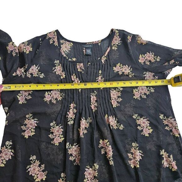 Torrid floral top for women - Picture 7 of 9